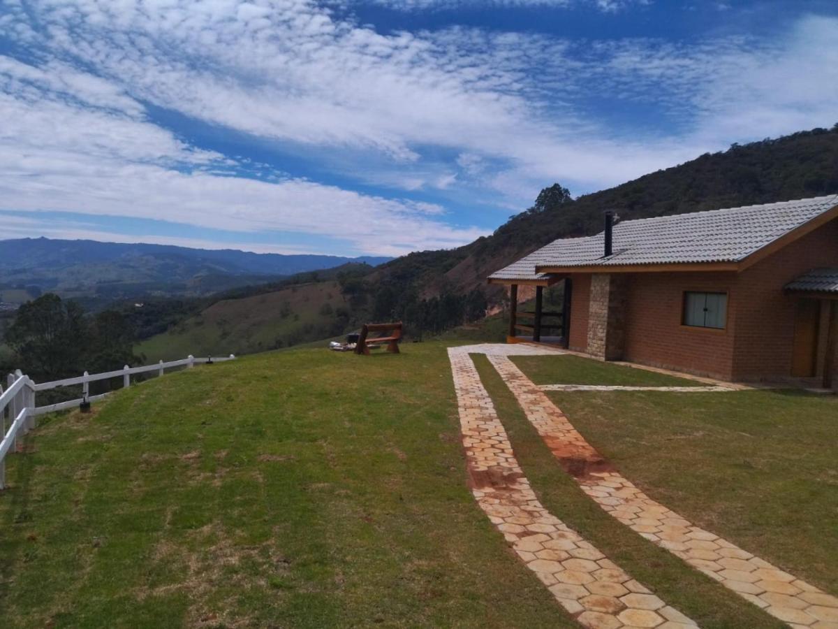 Chales Xanoti Oferece Conforto E Tranquilidade. Sapucaí-Mirim Eksteriør billede